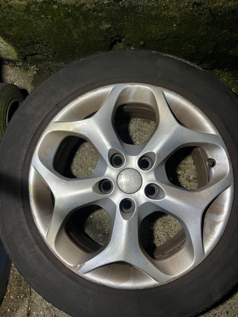 Ford focus snowflake alloys 16s