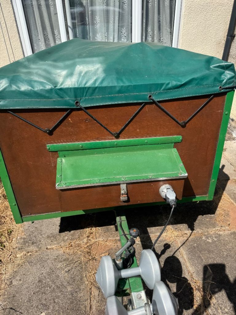 Small Box Trailer with Cover and Spare Wheel