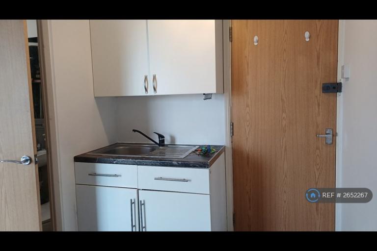 1 bedroom in Lower Boxley Road, Maidstone, ME14 (#2652267)