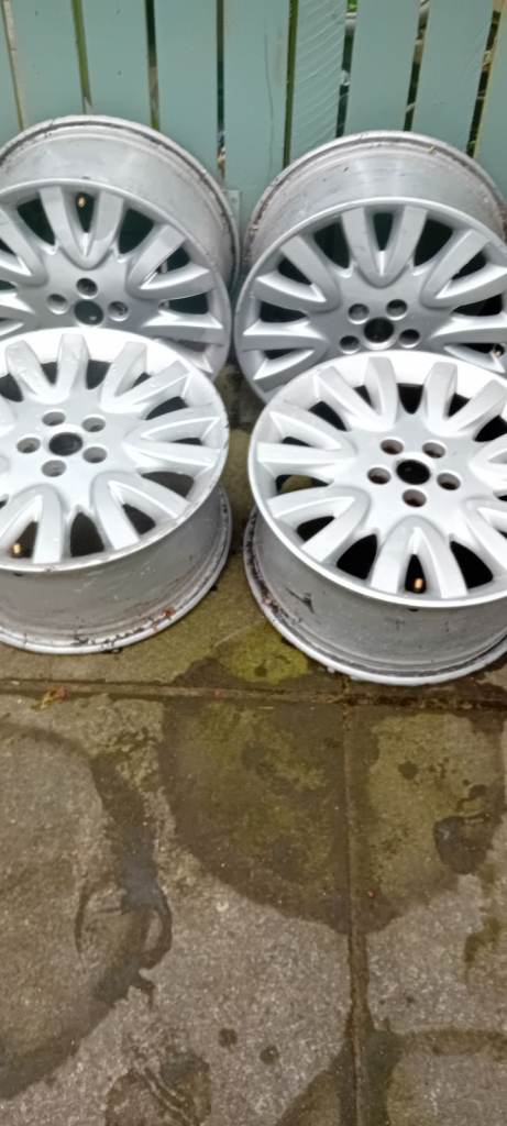 Jaguar x350 xj6 2004 alloys