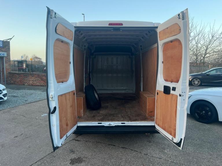 2022 Peugeot Boxer 2.2 BlueHDi H2 Professional Van 140ps PANEL VAN DIESEL Manual
