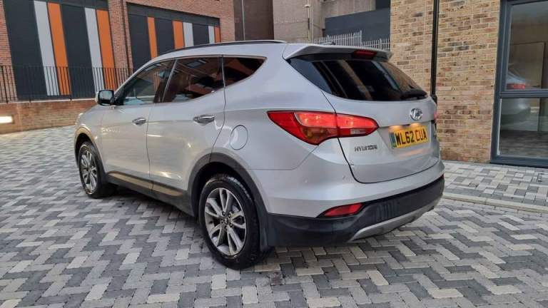 Hyundai Santa Fe Premium – 2.2 Diesel | Manual | Full Leather | 7-Seater | Fully Loaded | 
