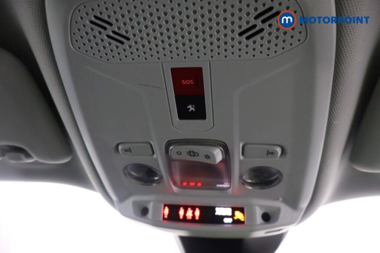 2022 Peugeot 2008 100kW Allure Premium 50kWh 5dr Auto SUV Electric Automatic