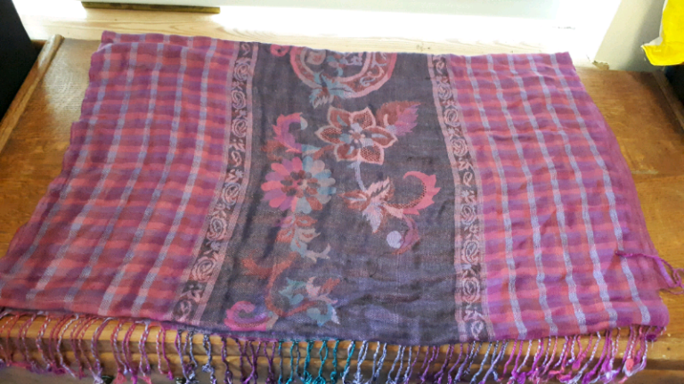 Oscar De La Renta Scarf 
