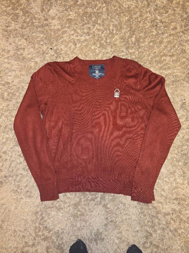 Forest Red V-Neck Jumper - Men's Large