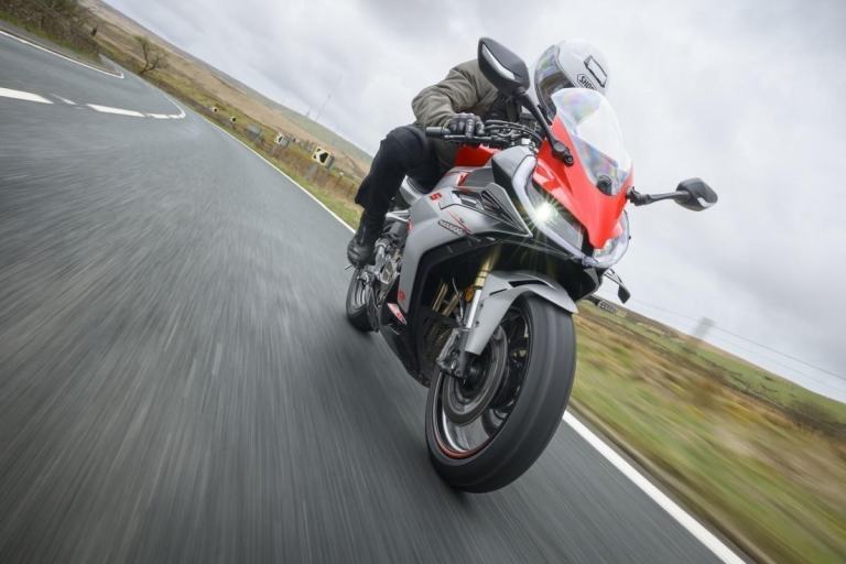 QJMOTOR SRK 421 RR
