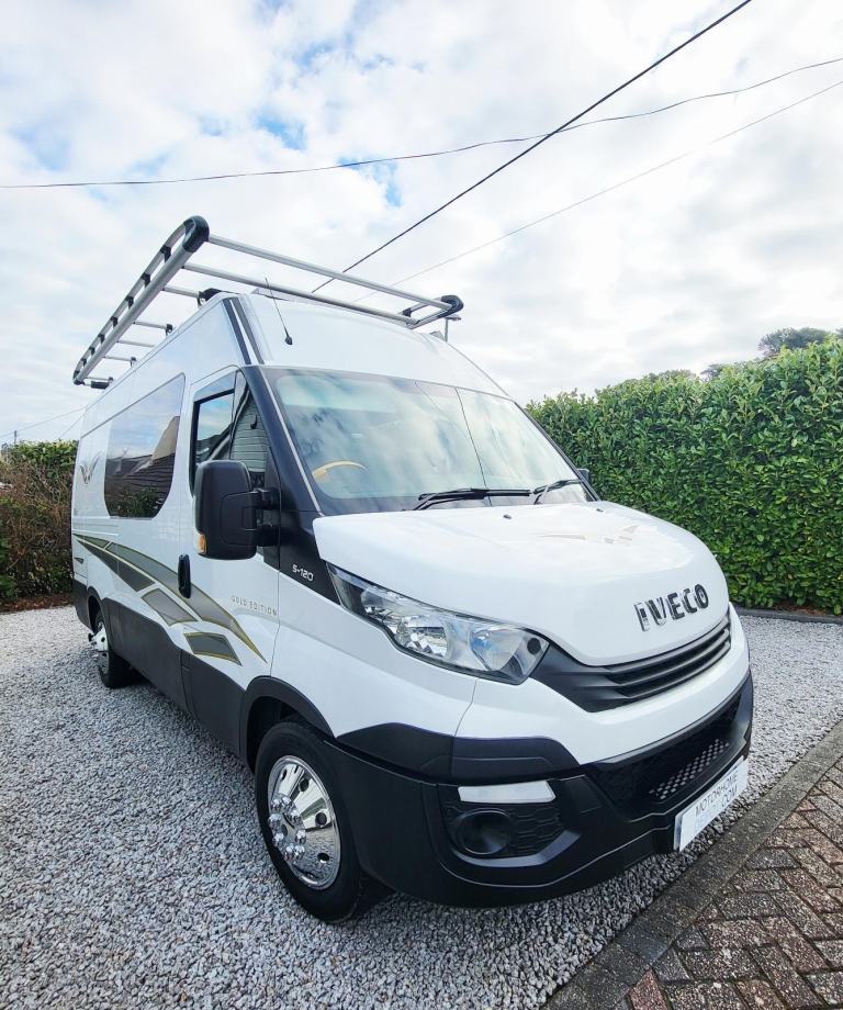 Iveco Daily LWB 2018 68k camper 2 berth end toilet gas free