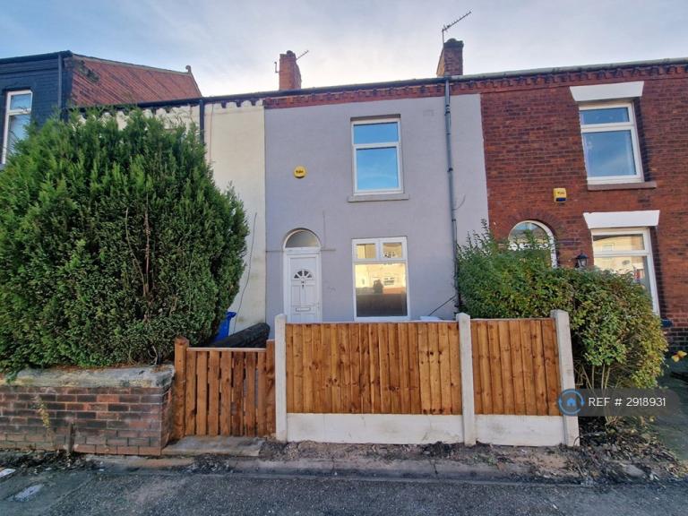 2 bedroom house in Manchester Road East, Manchester, M38 (2 bed) (#2918931)