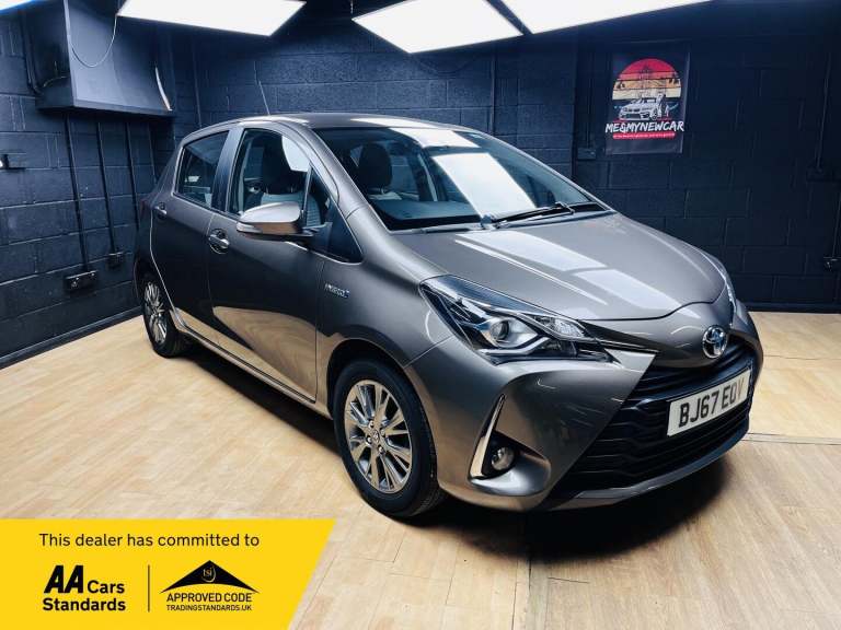 2017 Toyota Yaris 1.5 VVT-h Icon E-CVT Euro 6 (s/s) 5dr HATCHBACK Petrol/Electric Hybrid Automatic