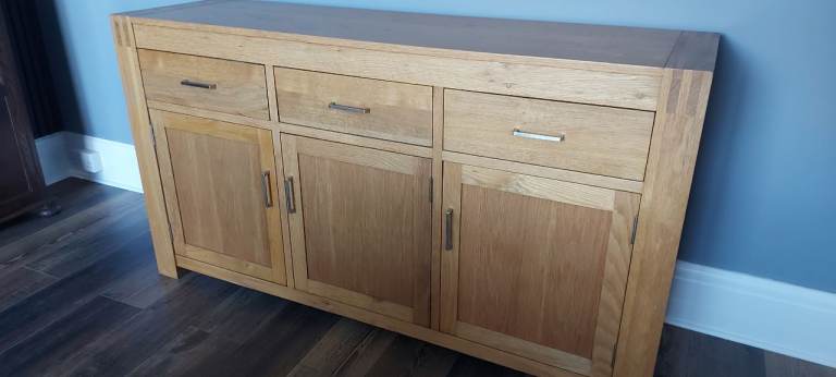 Solid wood side board 