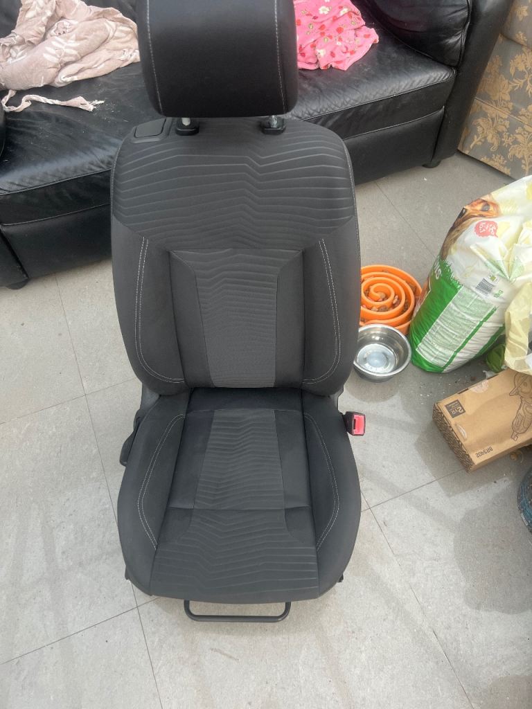Genuine Ford Fiesta MK7 Front Driver Seat Cloth Black 5 Door 2008 - 2017