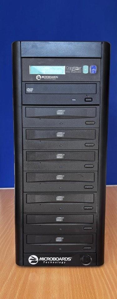 Share Microboards CopyWriter CD Duplicator Tower (1 DVD-ROM + 7 CD-RW Drives)