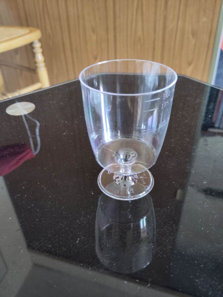 97 Clear Plastic Goblet Style Cups