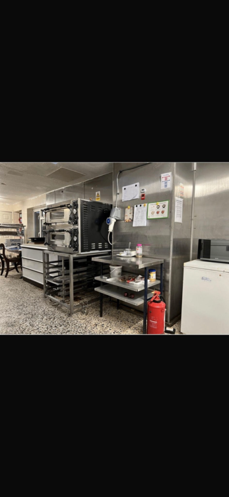 Chip shop for lease/freehold