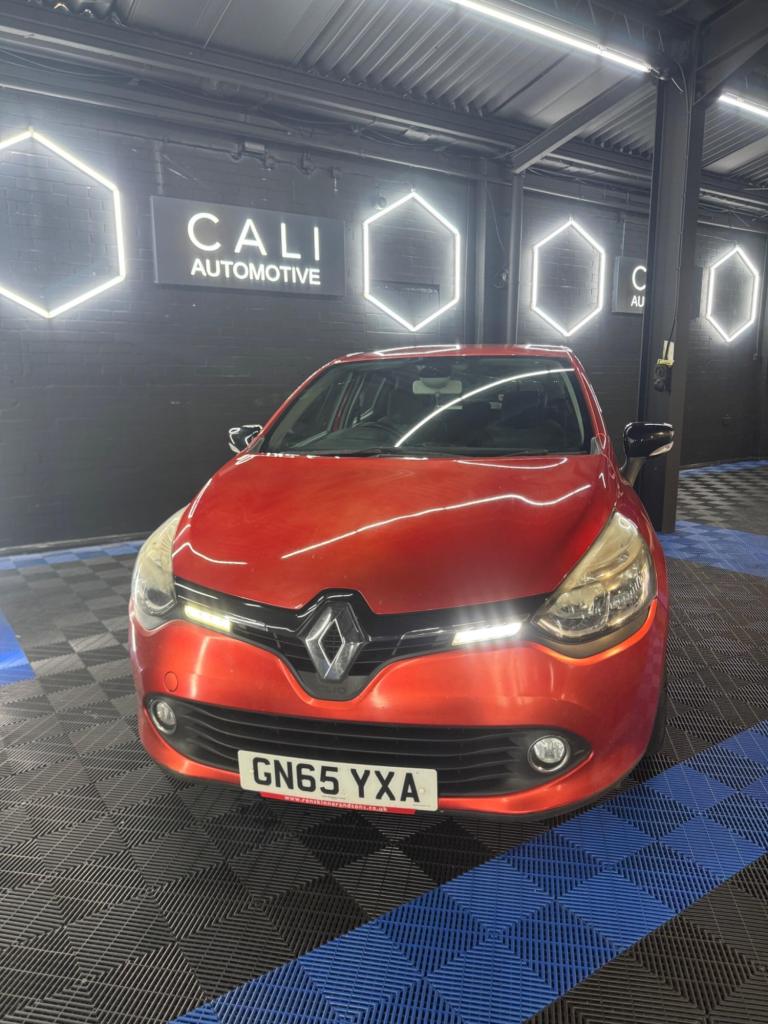 2015 Renault Clio 1.5 dCi 90 Dynamique S Nav 5dr HATCHBACK DIESEL Manual