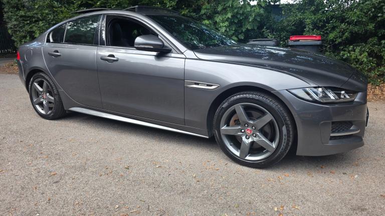 2016 Jaguar XE 2.0d R-Sport Saloon 4dr Diesel Auto AWD Euro 6 (s/s) (180 ps)