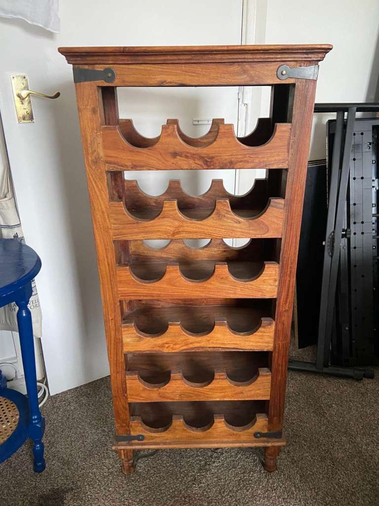 Solid wooden wine rack