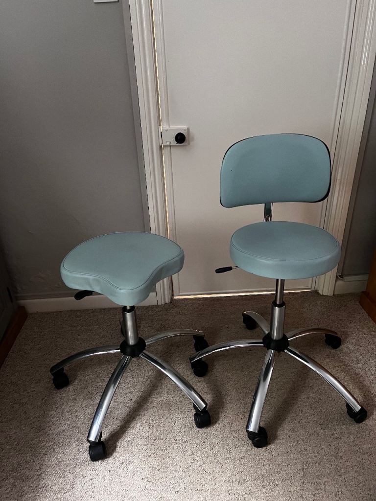 Beauty chair and stool