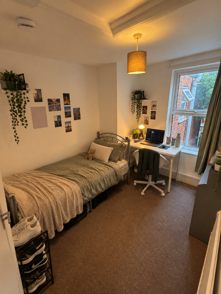Furnished Room To Rent – Radford, Nottingham | Bills Included | UC / Housing Benefit Considered