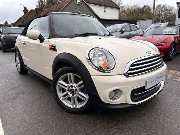2011 MINI Convertible 1.6 Cooper Convertible 2dr Petrol Manual Euro 5 (s/s) (122 ps) Convertible ...
