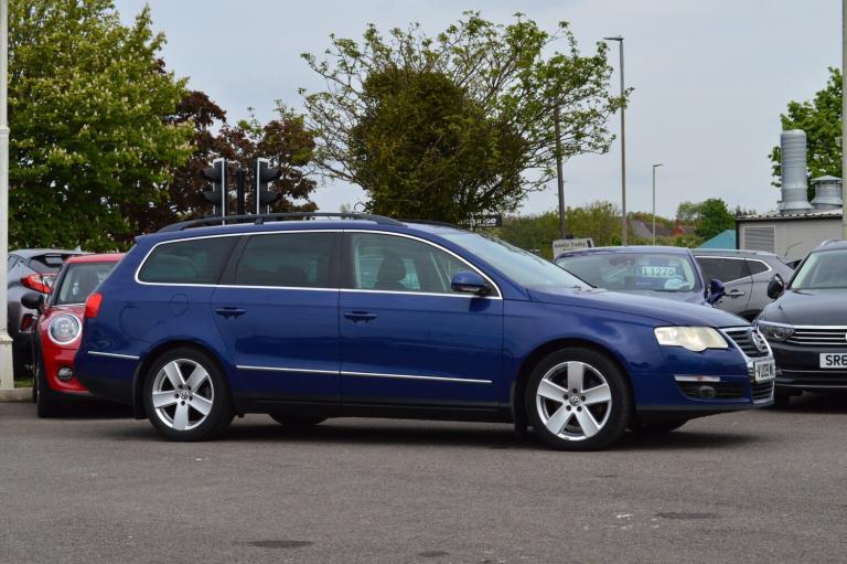 2009 Volkswagen Passat 2.0 Sport TDI 5dr + 12 MONTHS MOT / SENSORS / CLIMATE / PRIVACY  ESTATE Di...