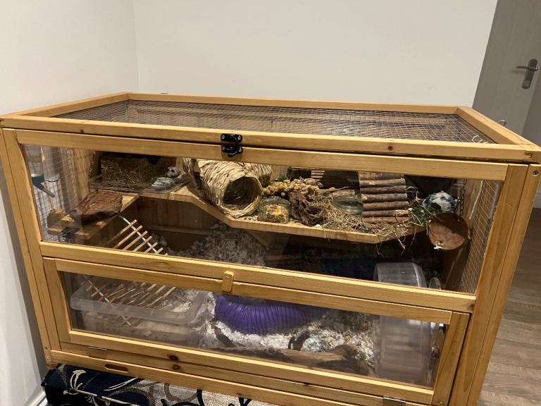 Paw hut hamster cage 