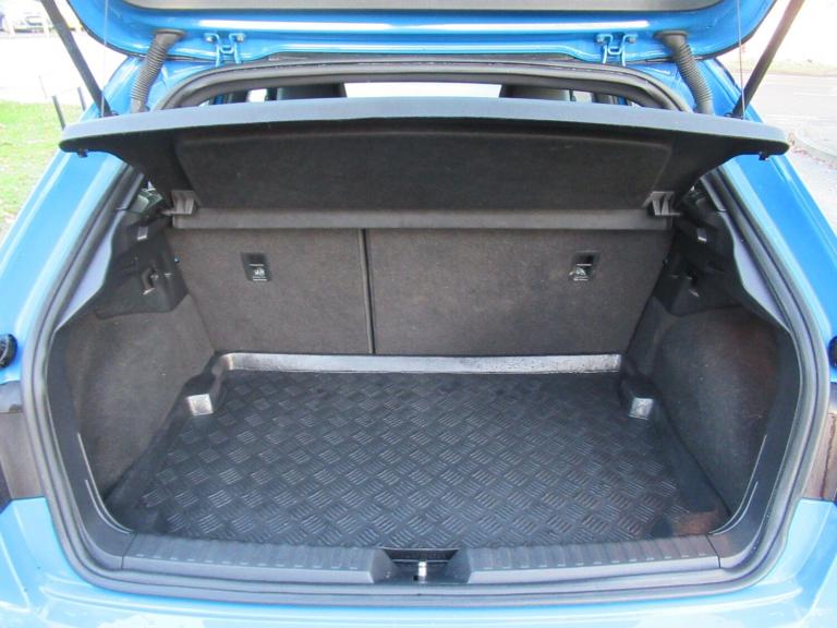 2020 Audi A1 2.0 TFSI 40 S line Competition Sportback S Tronic Euro 6 (s/s) 5dr HATCHBACK Petrol ...
