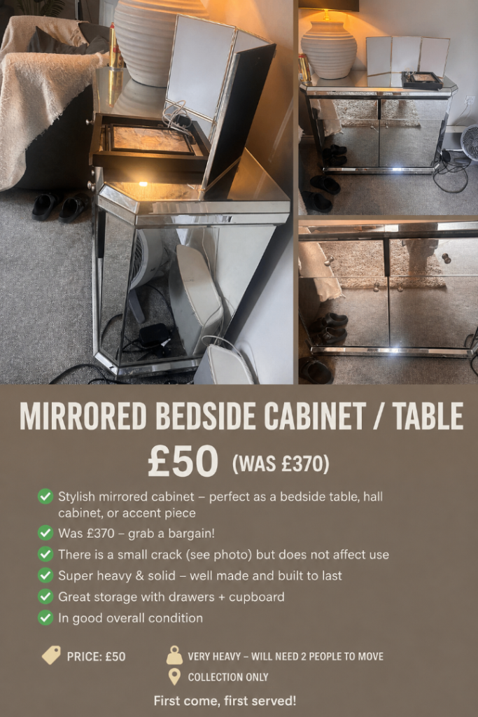 Mirrored sidebord