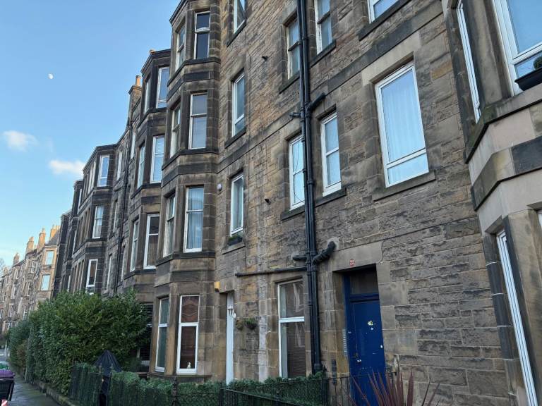2 Bedroom furnished flat, Marionville Road, Edinburgh  