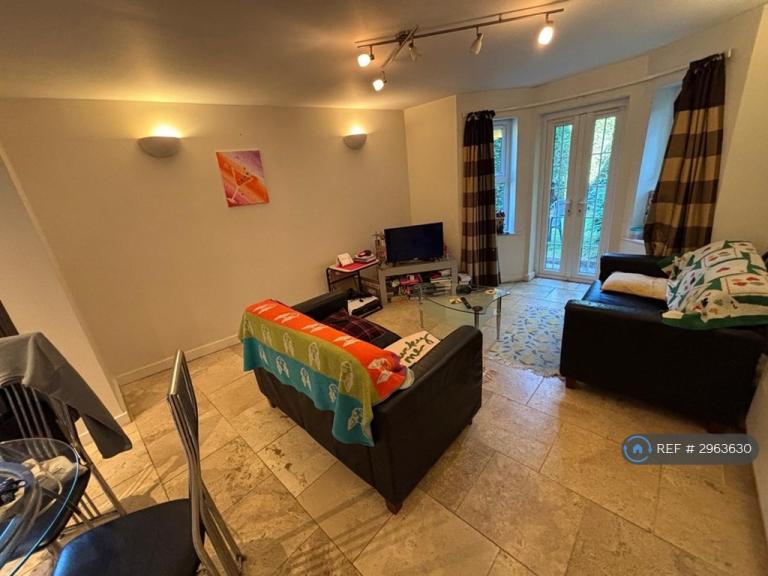1 bedroom flat in The Junxion, Leeds, LS5 (1 bed) (#2963630)