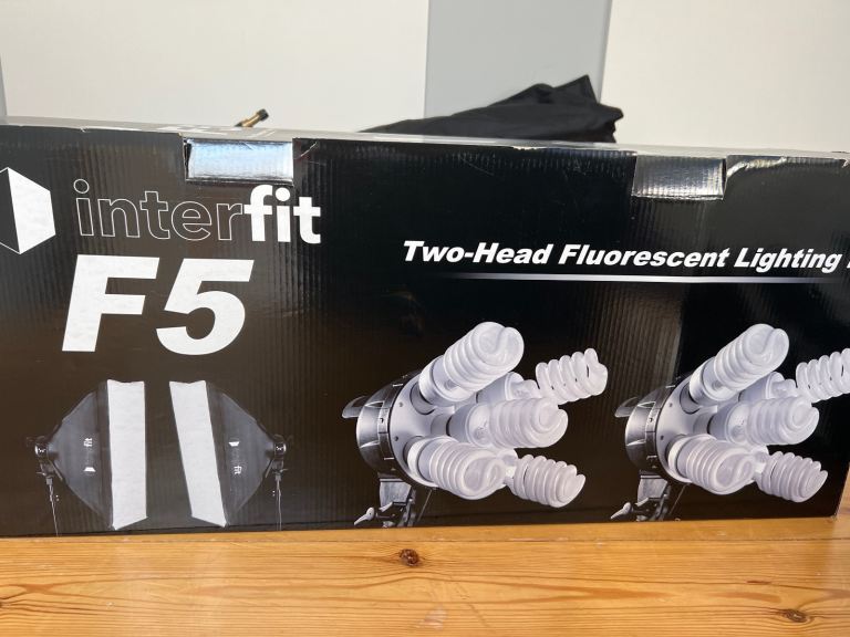Interfit F5 Two-Head Fluorescent Lighting Kit - as new