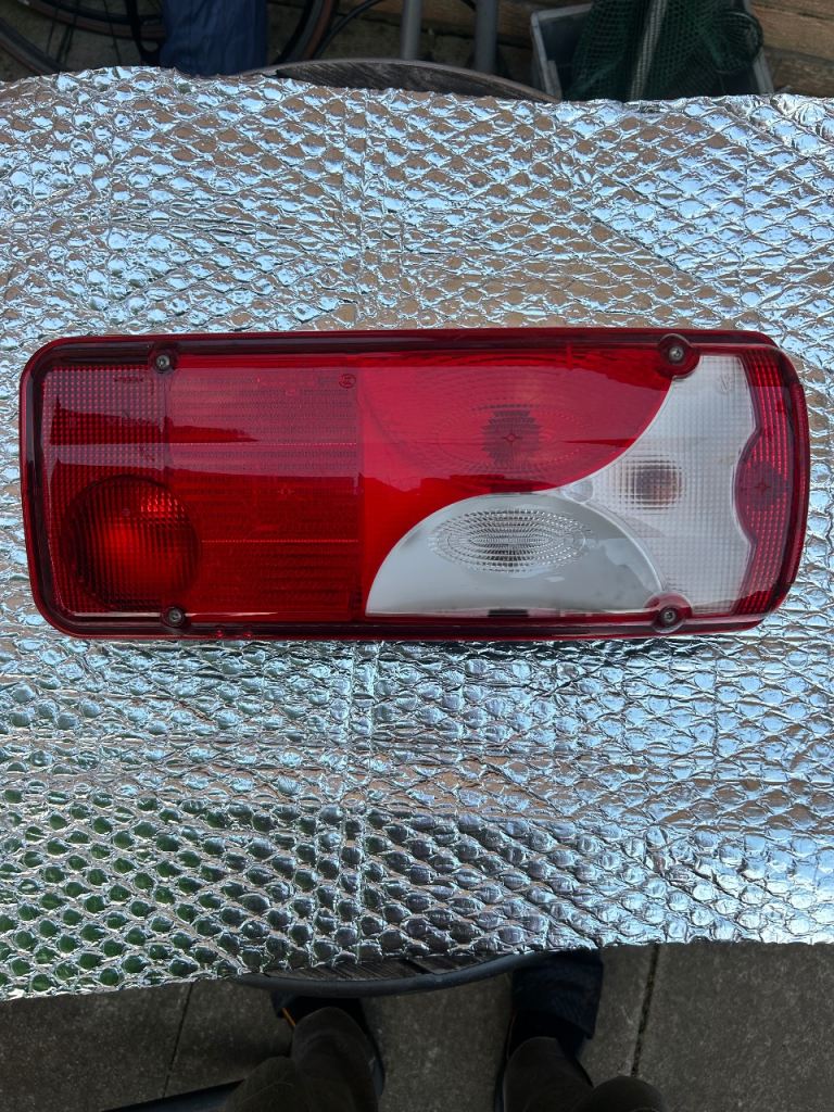 Mercedes Sprinter / VW Crafter Right Rear Tail Light Lamp Vignal A9068201764