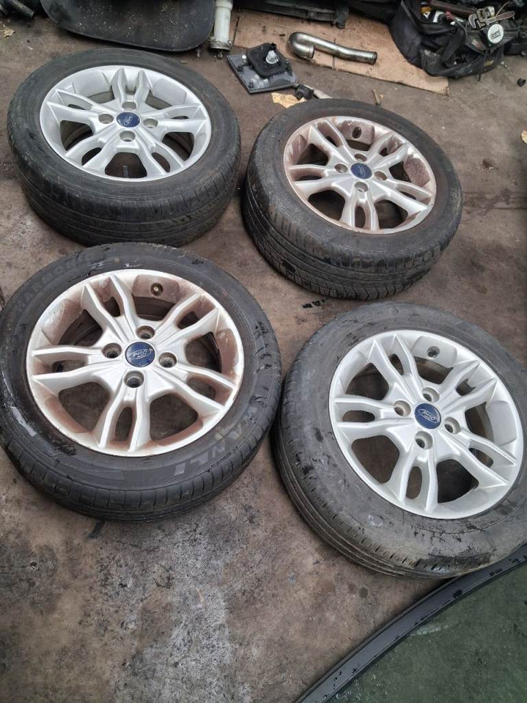 Fiesta alloys 15 in