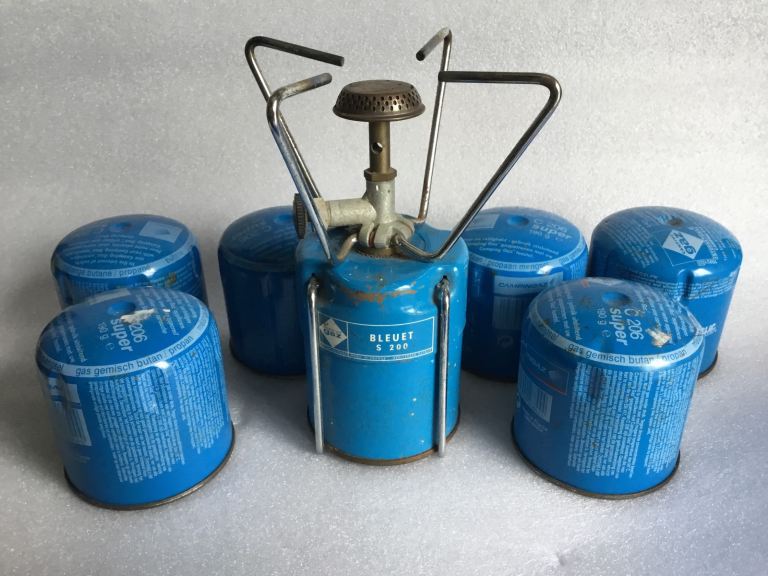 Campingaz Bleuet' s200 with cartridges 