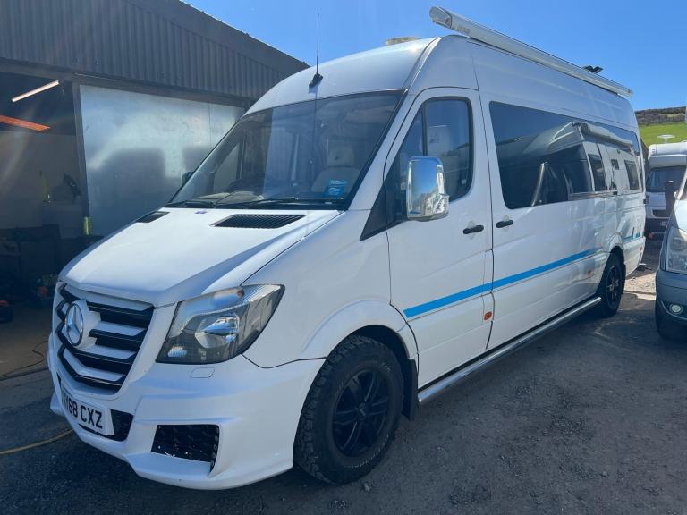 2018 - Mercedes-Benz HR Multi Sport Camper - 82,000 Miles - 3 Berth / 4 Belts 