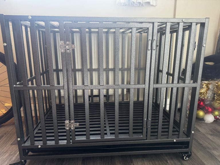 SMONTER Heavy Duty Dog Crate-38 inch Large Metal Dog Cage with 2 Doors and 4 Wheels,Large/medium