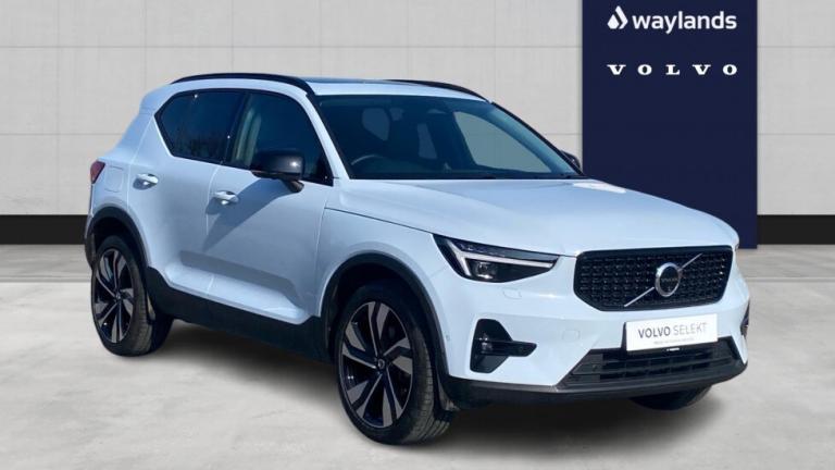 2025 Volvo XC40 Ultra, B4 Mild hybrid, Petrol, Dark Estate Petrol Automatic