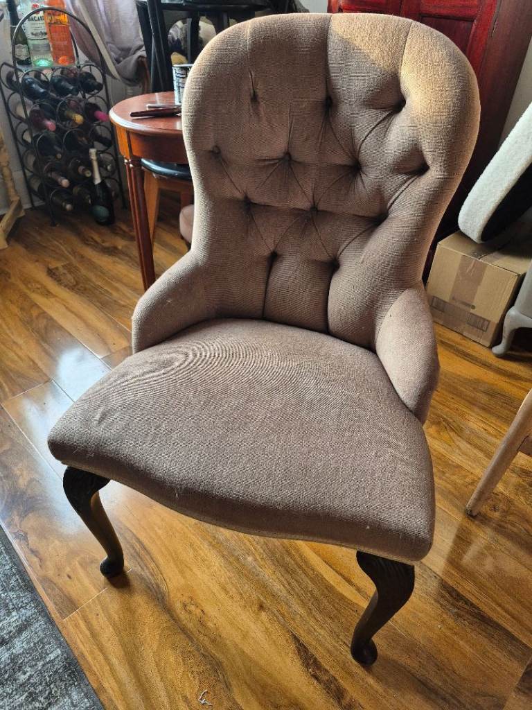 Vintage bedroom chair 