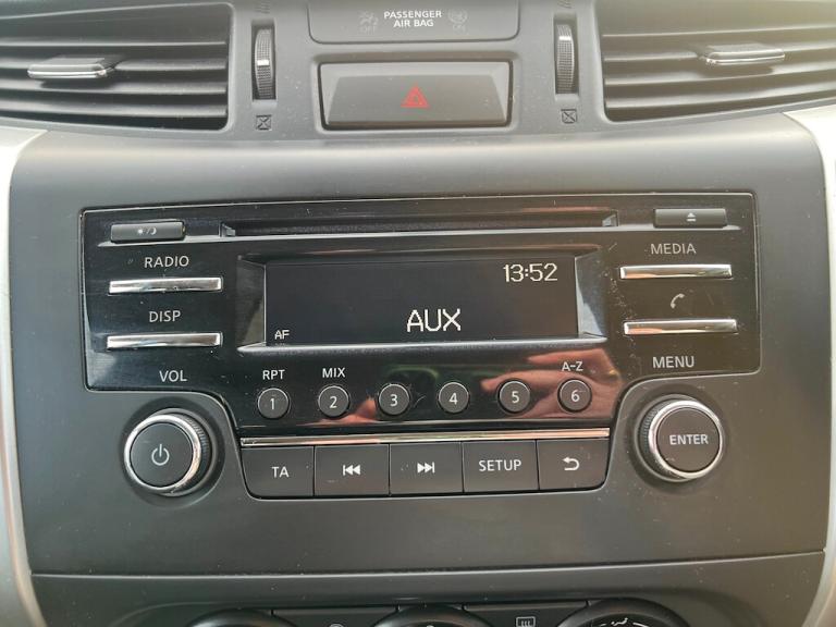 2018 Nissan Navara 2.3 dCi Visia King Pickup Extended Cab 4dr Diesel Manual 4WD Euro 6 (s/s) ( Pi...