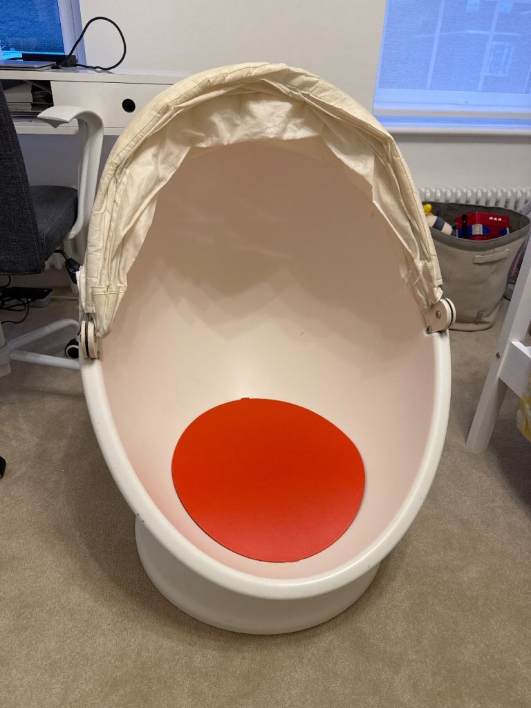 Toddler swivel egg chair