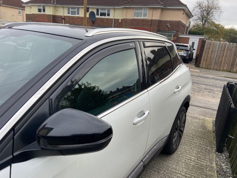 Peugeot 3008 wind deflectors 