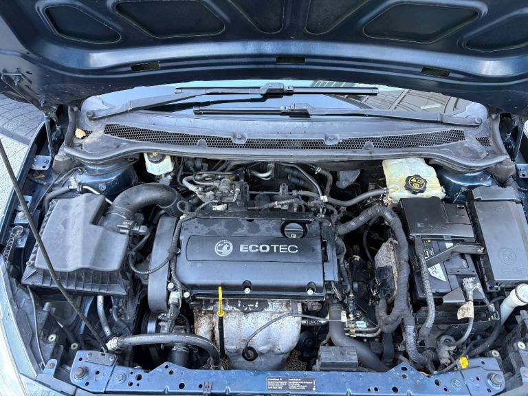 Vauxhall, ASTRA, AUTOMATIC, 2010, 1 Year MOT