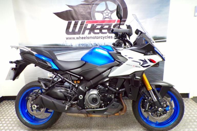 2026 SUZUKI GSX-S1000GX+ WITH PANNIERS