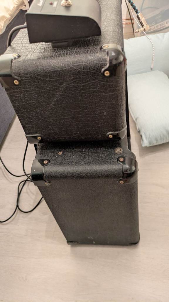 Marshall DSL1 head + Marshall cab