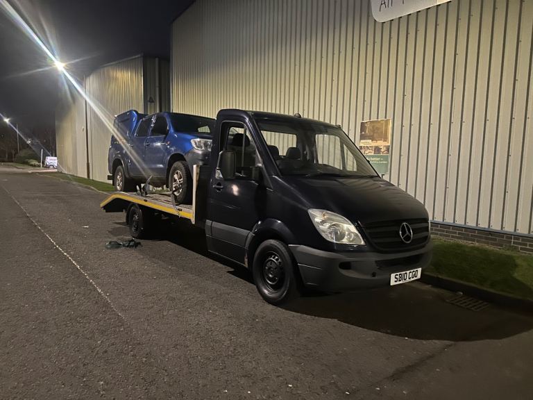 Hello l’m looking to buy 4x4 pickup for export  Mitsubishi L200 Toyota Hilux