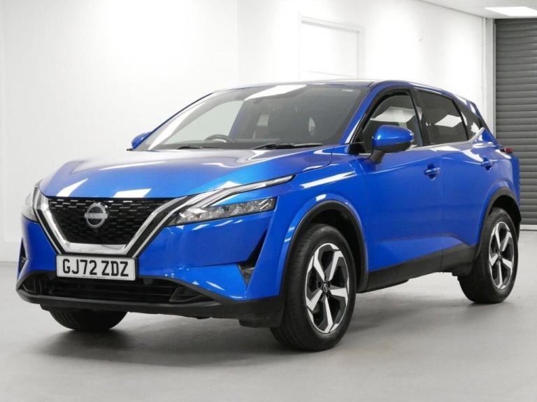 72 NISSAN QASHQAI 1.3 DIG-T MHEV 140 BHP N-CONNECTA HYBRID SUV