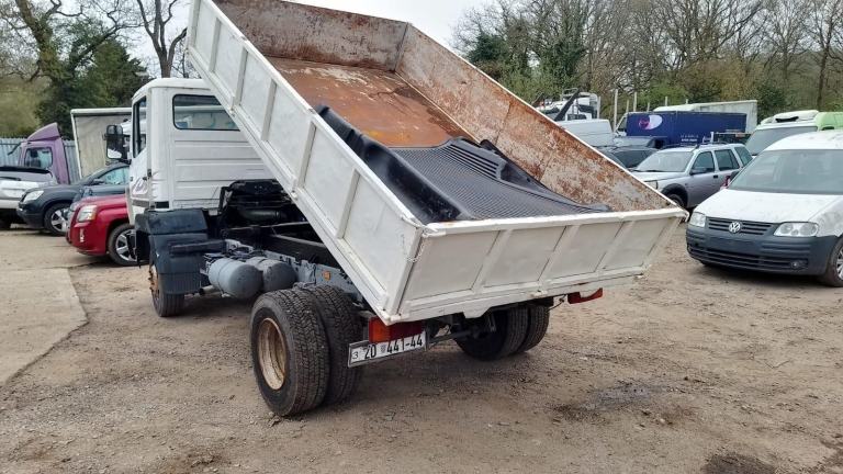  Left hand drive Mercedes-Benz 814, 3 way tipper, Manual pump, 6 cylinder OM366 