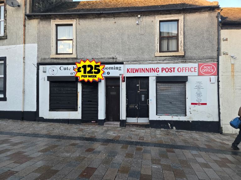 Shop unit commercial to rent let Kilwinning nail bar barbers mini market dog groomers vape