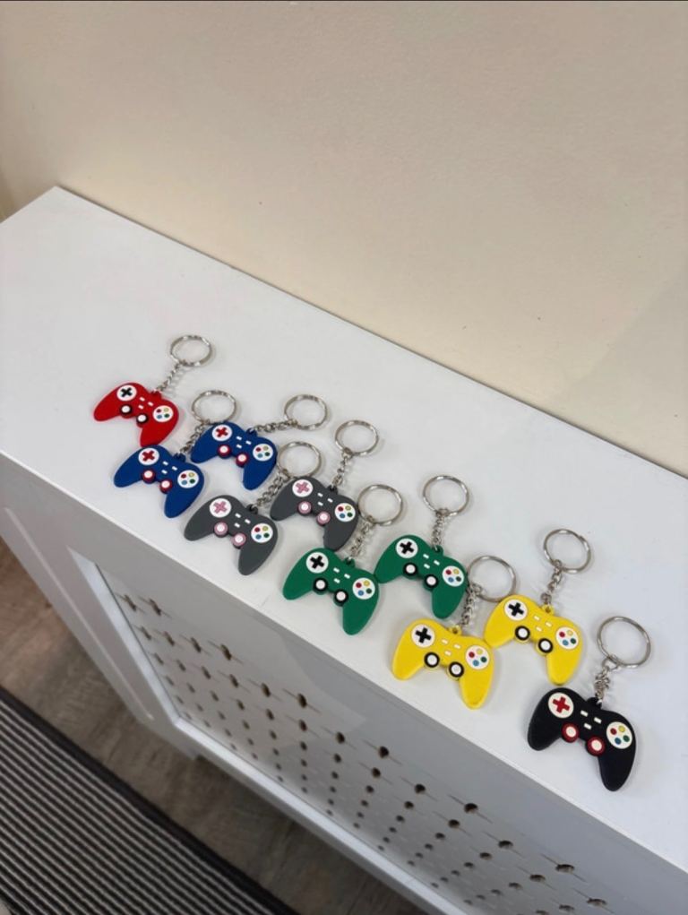 Gaming Controller Keyrings - Brand New, Multicoloured x 10