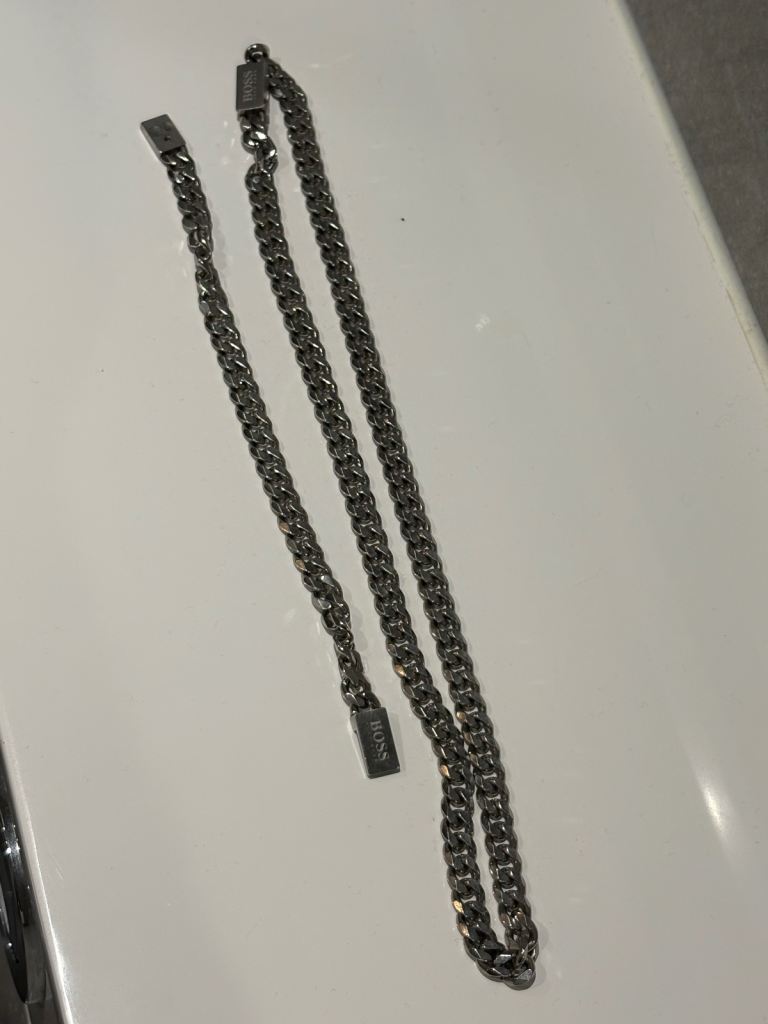 Men’s Hugo boss necklace and bracelet 
